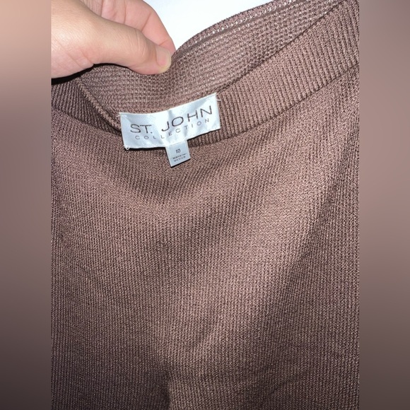 St. John Collection Womens Size 10 Brown Rayon Santana Knit Pull On Pants Casual - Picture 6 of 6